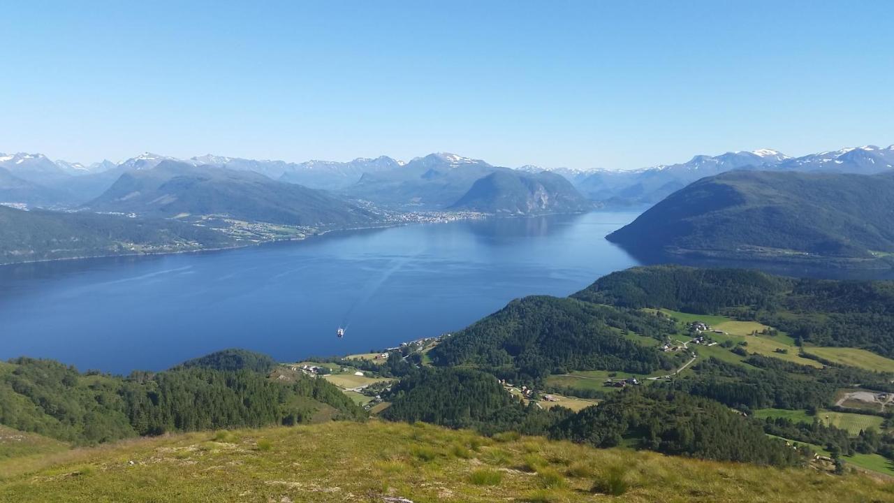 Irenegarden - Fjord view holiday home Lauvstad Exterior foto