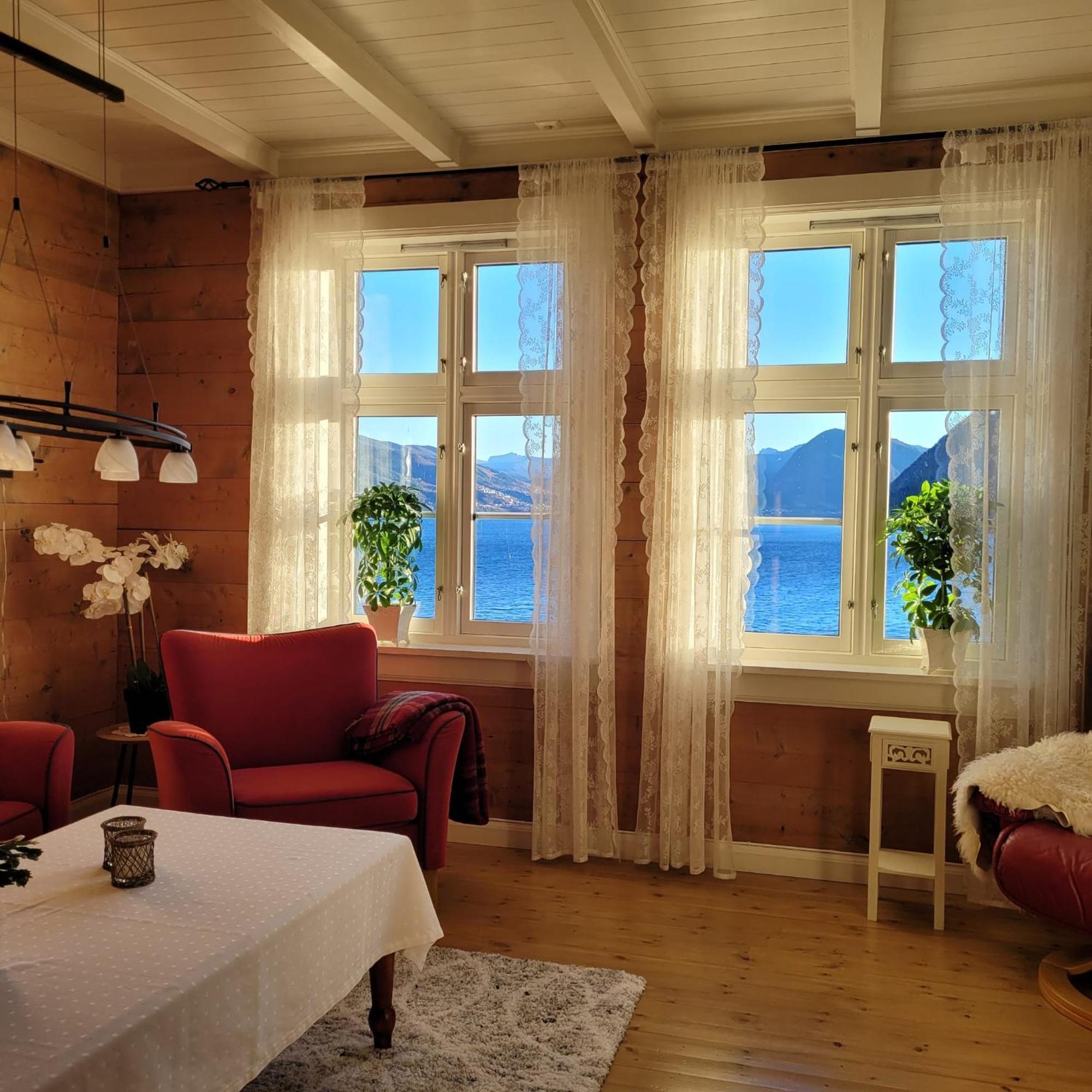 Irenegarden - Fjord view holiday home Lauvstad Exterior foto